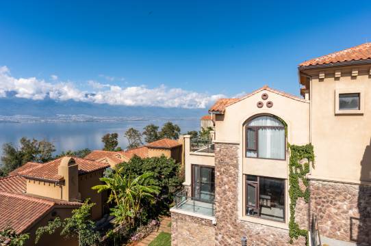 大理和润海景度假民宿(理想邦洱海店)