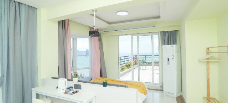 三亚不晚海景民宿(三亚湾海月广场店)图片