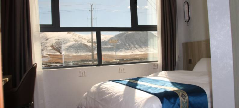 念青唐拉酒店(比如县夏曲卡客运站店)图片