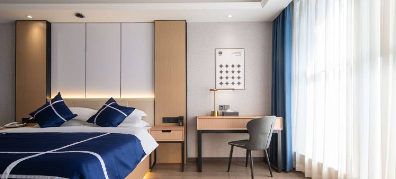 龙猫星球酒店(大邑高铁站店)图片