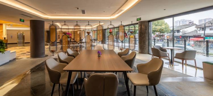 杭州西湖湖滨河坊街丽正门酒店图片