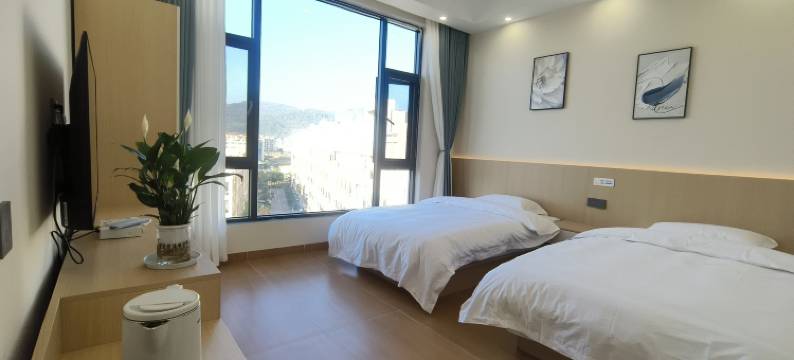 弥勒盛丰温泉民宿(湖泉生态园店)图片