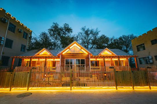 紫藤·莫高印象客栈(敦煌火车站店)