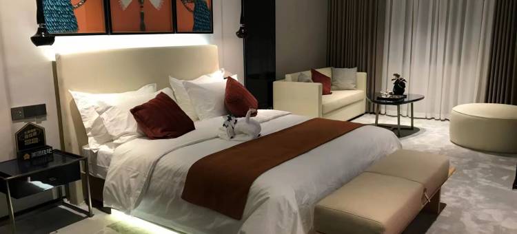 假日影音酒店(牡丹江火车站店)图片