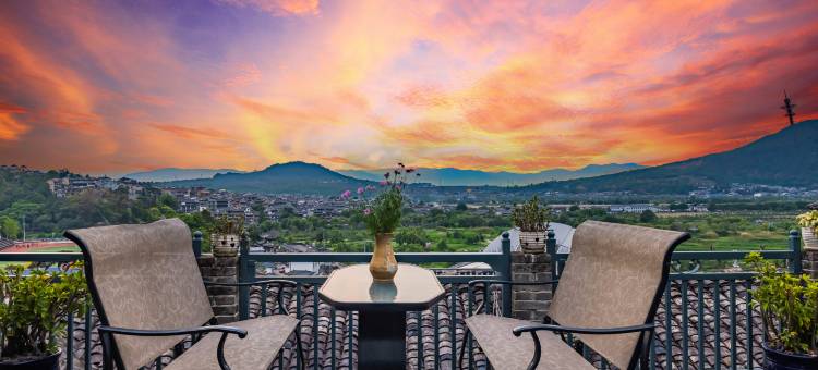 花筑·山芭半山庭院民宿(腾冲和顺古镇店)图片