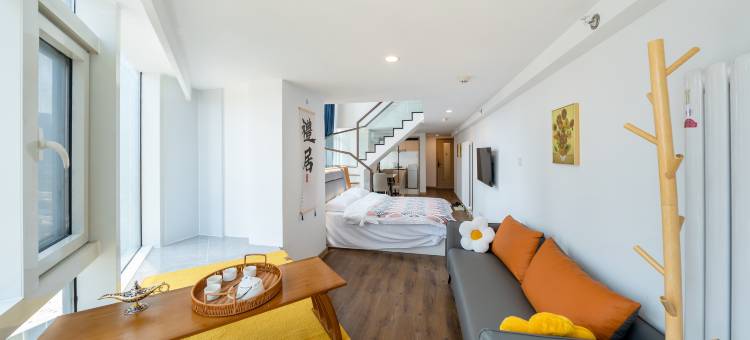 大连礼居LOFT海景民宿(东港威尼斯水城店)图片