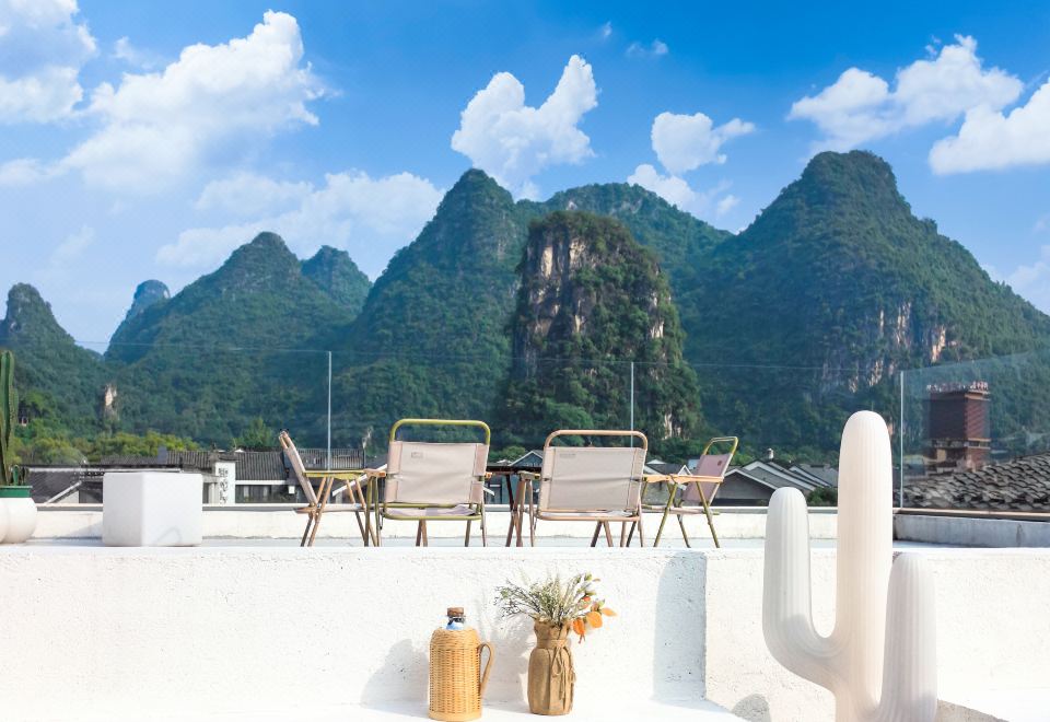 景誉假日酒店（阳朔西街店）外景图