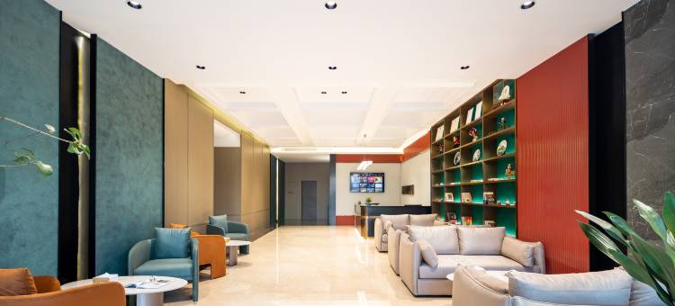 艺龙万国酒店(丹东抗美援朝纪念馆店)图片