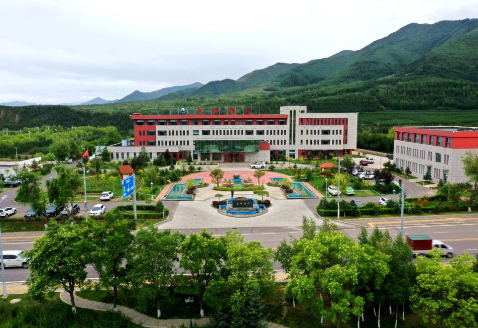 宁夏旅投源峯酒店外景图