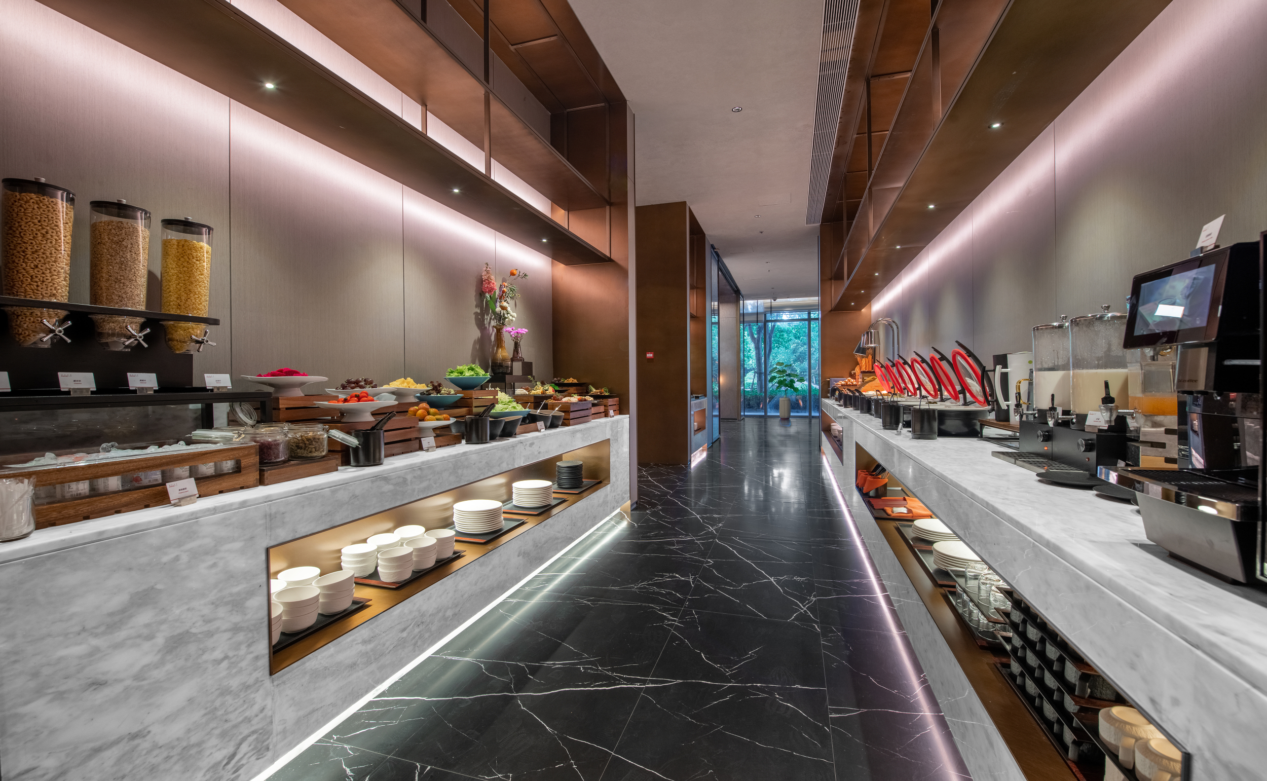 Intercity Shanghai Hongqiao NECC Hotel Overview