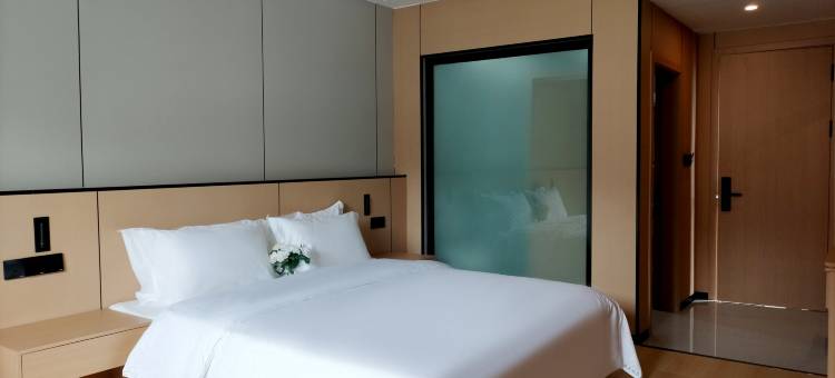 稻城豪亚酒店图片