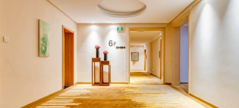 蓝天酒店(呼伦贝尔古城店)图片