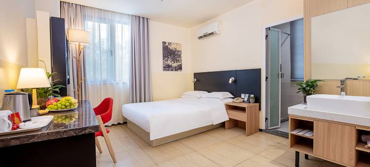 柏维轻居酒店(体育中心汽车站店)图片