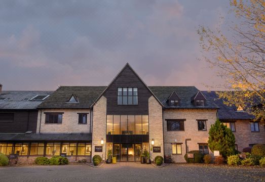 voco OXFORD SPIRES by IHG Hotel Overview
