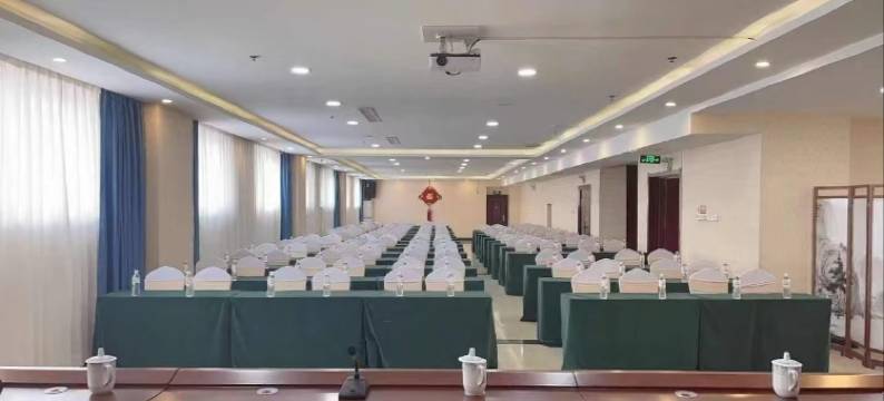 阜平逸美时光酒店图片