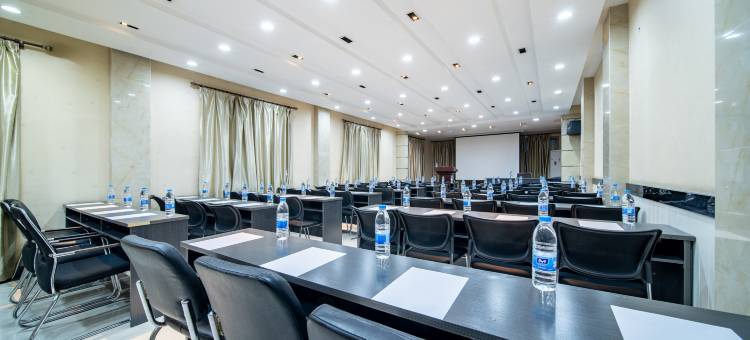 速8酒店(乌鲁木齐南湖市民广场店)图片