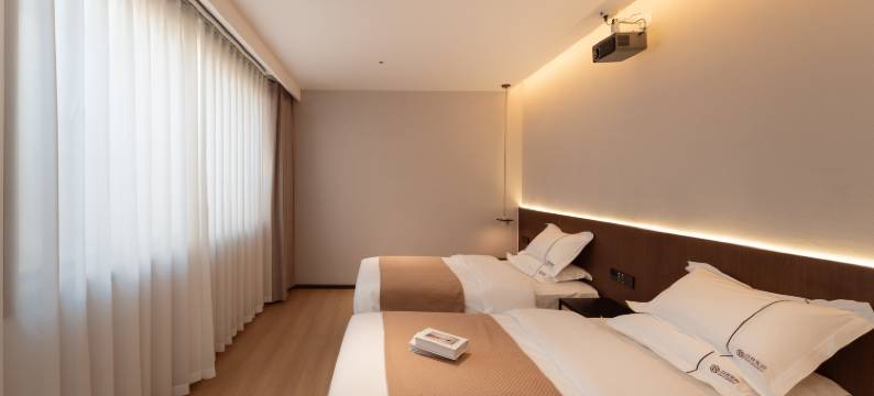 洛阳玖悦溪畔民宿(洛邑古城丽景门十字街店)图片