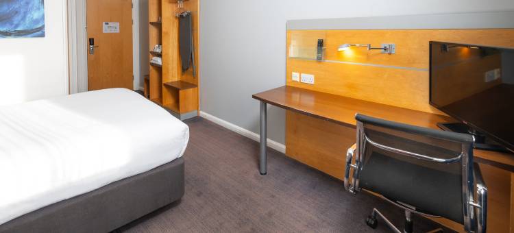 Holiday Inn Express 斯蒂文尼奇(Holiday Inn Express Stevenage)图片