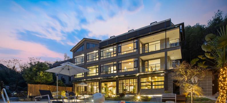 安吉胡桃里花园秘境私汤民宿(竹博园店)图片