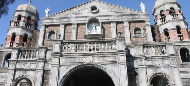 红门 @ V-Cloud Hills 近德拉萨大学达斯马里尼亚斯卡维特(RedDoorz @ V-Cloud Hills Near de La Salle Dasmarinas Cavite)图片