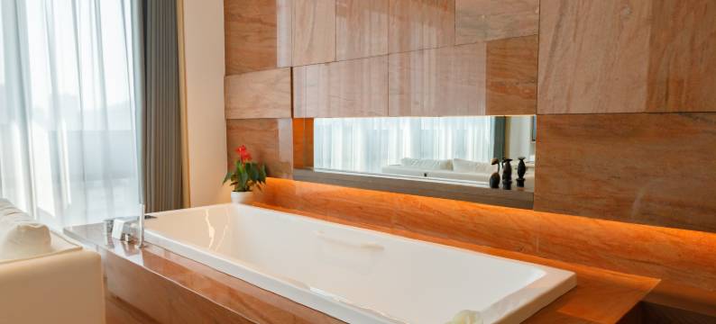 建国·铂萃酒店(铜陵站万达广场店)图片