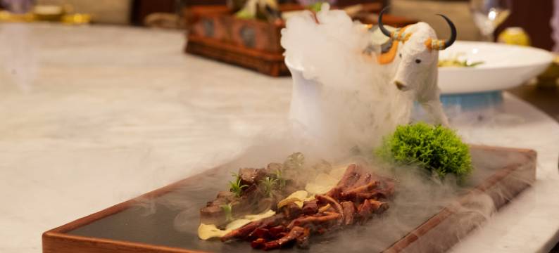 山南泽当饭店图片