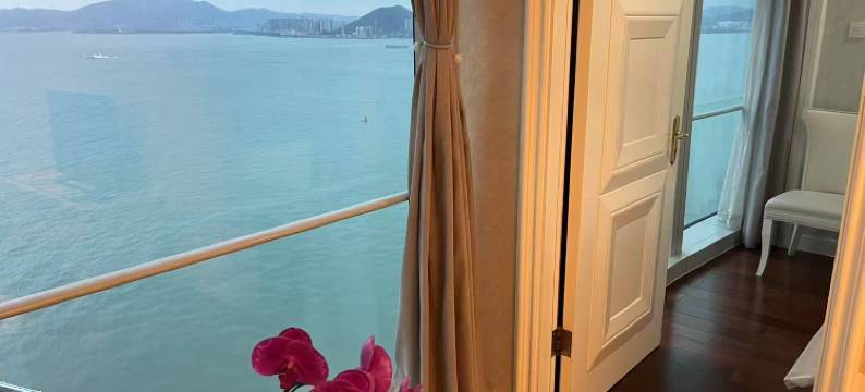 晴海湾海景公寓(厦门大学世茂双子塔店)图片