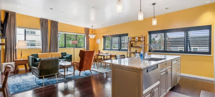 紫色套房PDX(VioletSuitesPDX Boutique Hotel)图片