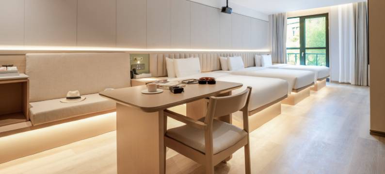 里白酒店(广汉店)图片