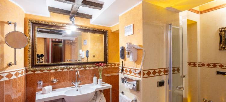 曼弗雷迪罗马套房酒店(Hotel Manfredi Suite In Rome)图片