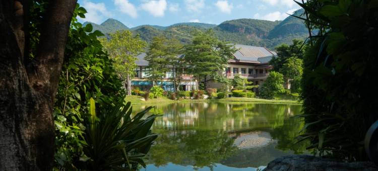 元江栖霞山温泉花园酒店图片