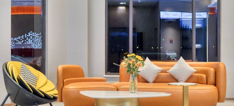 柏曼酒店(南京东南大学诚信大道地铁站店)图片