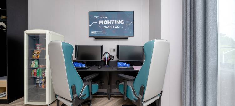 网鱼电竞酒店(上海罗店古镇宝山寺店)图片