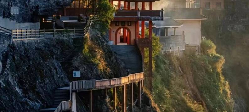 灵龙谷云谷山居图片