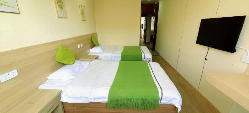 红豆杉宾馆(长白山北坡集散中心云顶市集店)图片