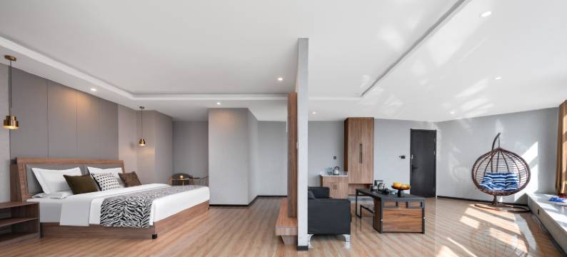 辰泰艺术酒店(哈密火车站店)图片