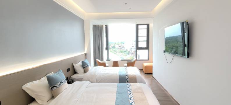 灵山五利江景大酒店(武利镇汽车站店)图片