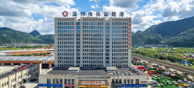 尚品电竞酒店(温州南站潘桥地铁站店)图片