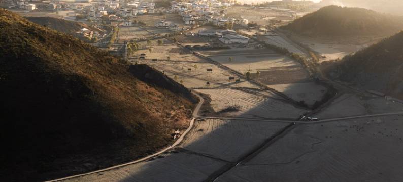 逸馨·月下尘世HYGGE|空间艺术酒店(独克宗古城大佛寺转经筒店)图片