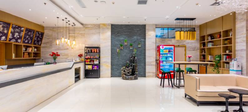 城市便捷酒店(柳州高铁火车站进站口店)图片