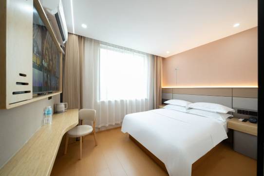 东景酒店(上海杉达学院顾唐路地铁站店)