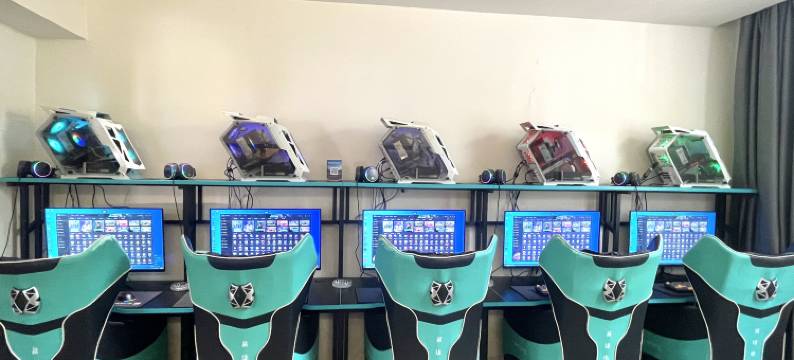 银河电竞公寓(赣州站巨亿万达广场店)图片