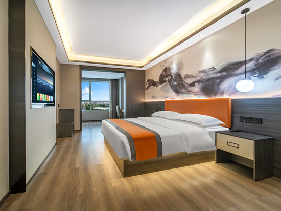 蔚莱轻雅酒店(天明财富广场文理学院店)