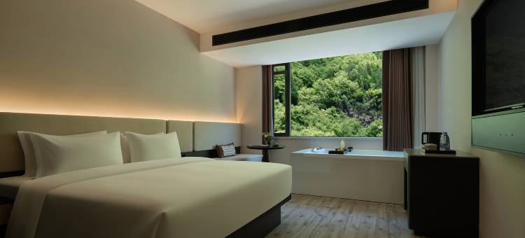 RelaxC丽宽·隐世汤泉酒店(毕棚沟理小路店)图片