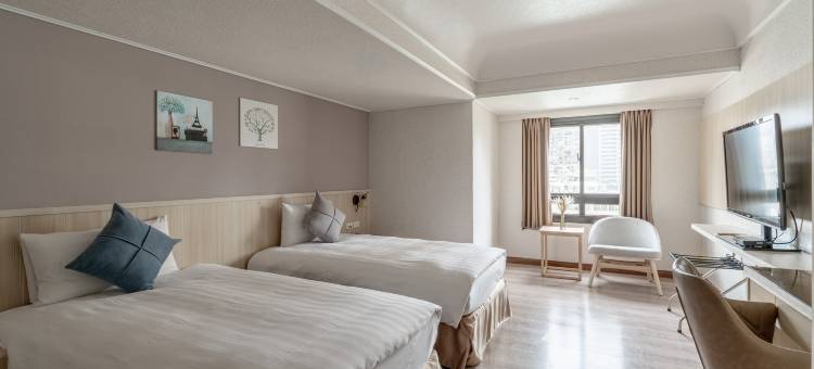 Chillax Inn 知乐爱河馆图片