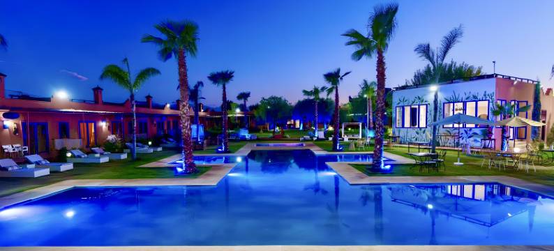 Whisper低语(Whisper Hotel)图片