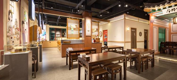 四季•庭院｜COURTYARD•ARTWORK中古酒店(延吉延边大学网红墙店)图片