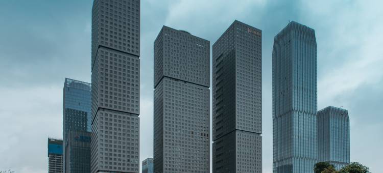 悦享国际酒店(总部基地地铁站店)图片