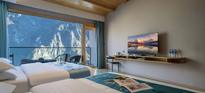 虎跳峡半山居客栈图片