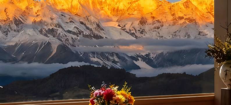 慕雪·Moonlight丨云间月·设计师智能供氧美宿(独克宗古城店)图片